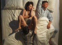 Chồng dẫn cấp dưới say xỉn về nhà ngủ chung thì nữa đêm nghe tiếng “rên”