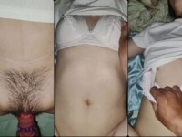 Em gái 1 con chơi đến bao gai độn bi rồi mà không thèm rên