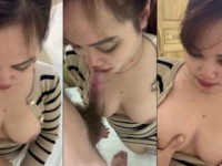 Em mút lút cán chảy nước còn bắt em cười nữa