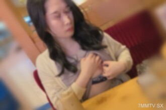 Movie code: FC2-PPV-3261249
Original title: FC2-PPV-3261249 [Individual] A beautiful white-haired Japanese wife with a whispering chichikubi written by the public housing hallway, who has been trained, and has completed the loan and treatment.