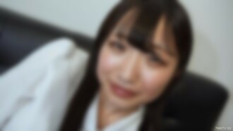 FC2-PPV-3308795 Cô sinh viên 19 tuổi hiện đại cười tươi, vui sướng với chiêu trò và xuất tinh. * Chất lượng 4K sắc nét