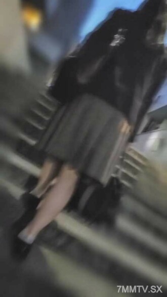 FC2-PPV-3324292 [Lớp 200] Chạy trốn, không yên cương suốt đêm