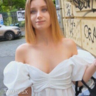 FC2-PPV-3569772 Lily cô gái xinh đẹp cầu xin nhiều tình yêu: "Bây giờ tôi nghĩ về nó và sẽ ăn nó."