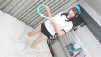 FC2-PPV-4784934 [Hai bức ảnh tâm hồn] Cựu thần tượng với làn da trắng ngần và bộ ngực khủng. Một người đàn ông thất vọng sau khi bị đối thủ ôm hôn đã trút hết nỗi lòng trong đoạn video thực tế này quay cảnh anh ta xuất tinh vào bên trong cô trong trang phục thể dục và trang phục thường ngày.