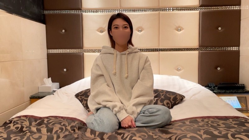 FC2-PPV-4791844 [Full face revealed] Một y tá xinh đẹp 28 tuổi. Hông cô ấy nhún nhảy lên xuống trong màn dạo đầu vô tận, và khi cô ấy xuất tinh, nước âm hộ sữa trắng của cô ấy nhỏ xuống tinh hoàn của cô ấy trong khi cô ấy đâm dương vật của mình vào anh ấy.