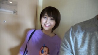 FC2-PPV-4804095 Cô ấy là một sinh viên đại học dễ thương và có thể trở thành trung tâm của một nhóm nhạc thần tượng. Ngoại hình dễ thương của cô ấy không phù hợp với bộ ngực khủng của cô ấy, vì vậy cô ấy cực kỳ phấn khích và xuất tinh vào bên trong.