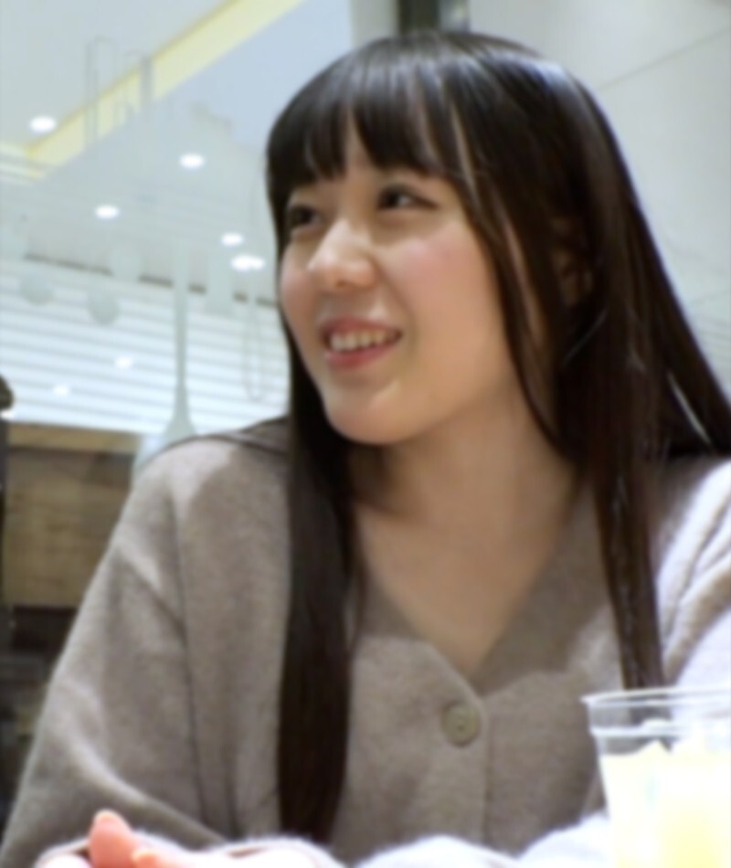 FC2-PPV-4806332 Một cặp vợ chồng mới cưới 24 tuổi không có đời sống tình dục. Video này cho thấy cô ấy với sự dễ thương và thân hình của một thần tượng, cũng như cách cô ấy đạt đến cao trào với một số màn chơi mãnh liệt theo yêu cầu của mình.