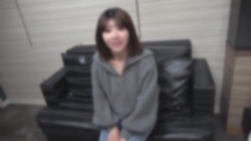 FC2-PPV-4807166 [Phát súng đầu tiên] Một nữ văn phòng xinh đẹp, lâu ngày không được đàn ông, có một ham muốn tình dục thầm kín. Cô quên đi sự khiêm tốn và khoe thân hình xinh đẹp với một con cặc cứng cáp, lên đỉnh hết lần này đến lần khác.