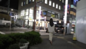 FC2-PPV-4807920 Người vợ thích đau đớn cầu xin quan hệ thô bạo sau 3 tháng, phun nước cực mạnh và hoàn thành sạch FC2-PPV-4807920 [Ultra-massive squirting] An extremely masochistic married woman ♡ After 3 months of no sex, she reaches her limits and begs, "Please do it roughly..." Her mind breaks as her nipples are drilled, and she is completed with a clean