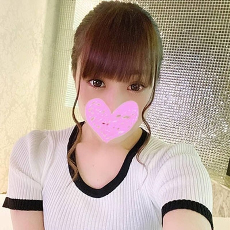 FC2-PPV-4808475 Một cô gái trong sáng và dịu dàng! Một người đẹp siêu dịu dàng sẽ khiến bạn cảm thấy được yêu thương chỉ bằng cách ôm bạn. Tình dục kem POV mãnh liệt!