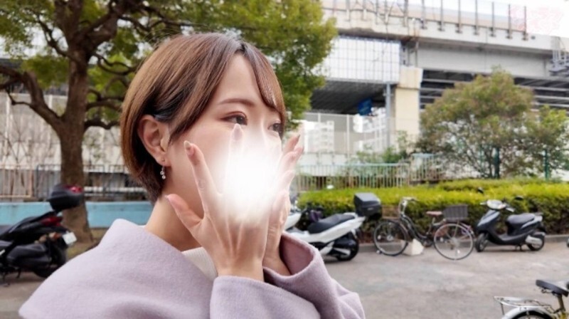 FC2-PPV-4809782 [Giá đặc biệt đến 12/29] Nàng chủ nhân siêu đẹp, ôm ấp và làm tình