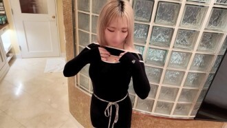 FC2-PPV-4815076 [Ngực lớn áp sát] Áp lực ngực không khoảng cách. Bị bao phủ làn da bóng và khe ngực, lý trí bay mất. FC2-PPV-4815076 [Close-contact big breasts] Zero distance chest pressure. The moment I was enveloped in her glossy skin and cleavage, my reason flew away.